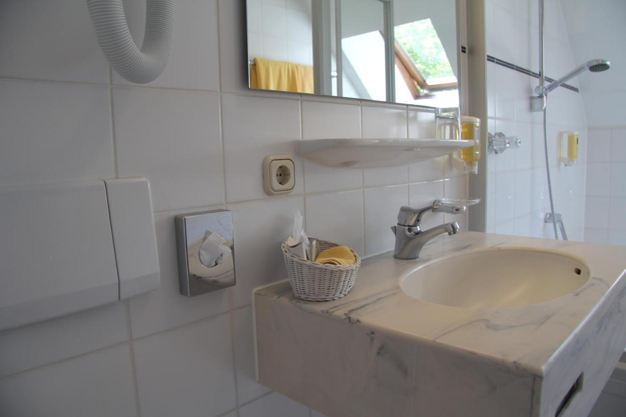 Abasto Hotel Eichenau Экстерьер фото